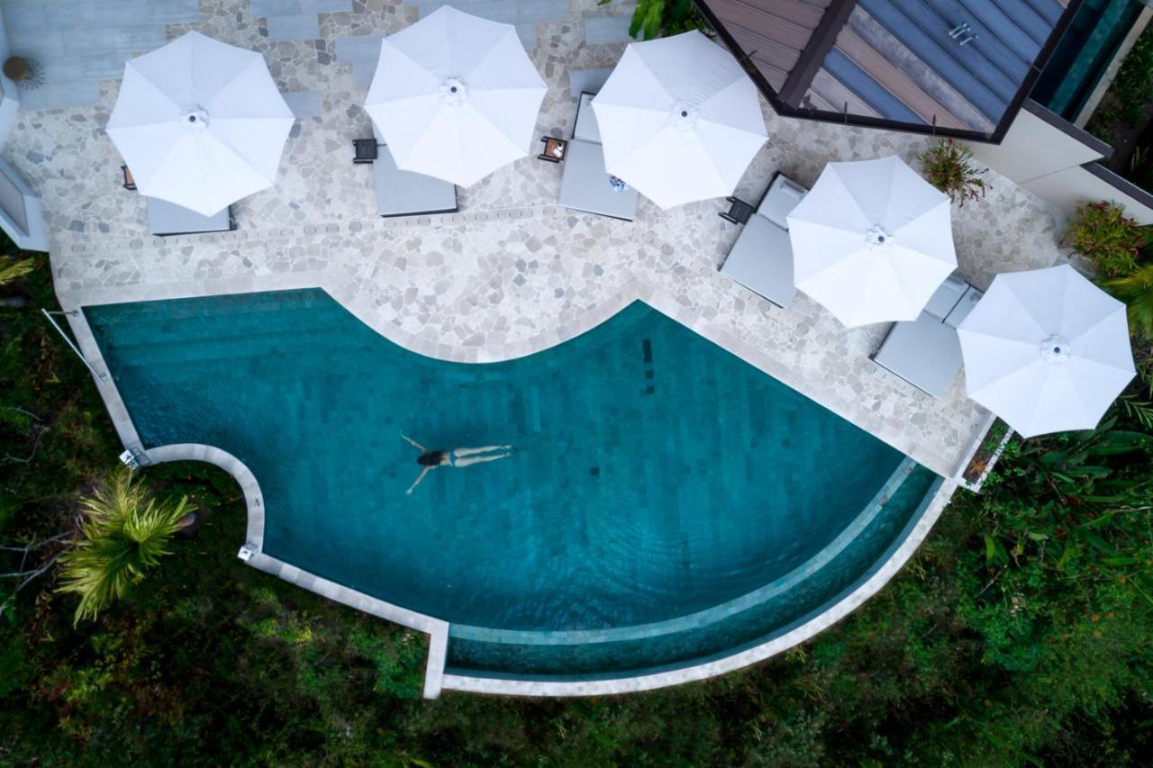 Golden Pineapple Villas-Adults Only อูวีตา ภายนอก รูปภาพ